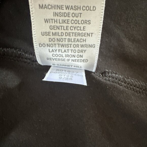 Garnet Hill Medium Artist Skeleton Bones Graphic Tee Top Tencel Lyocel Coastal - Picture 11 of 11